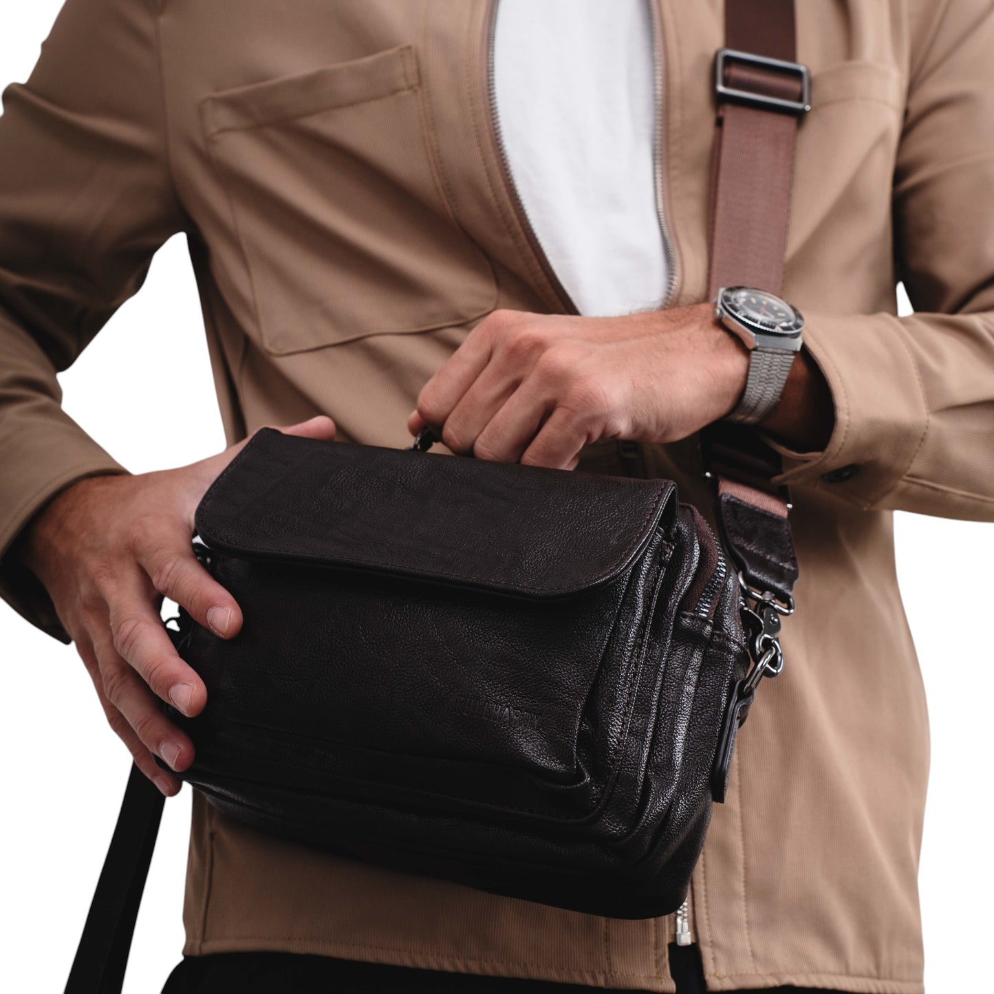 Tas Genggam Pouch Kulit - BYNSP 30577