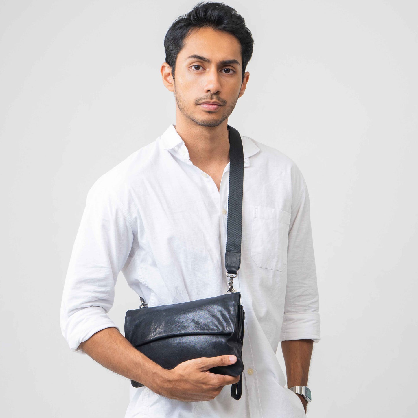 Tas Genggam Pouch Kulit - BLCK 210901 BL