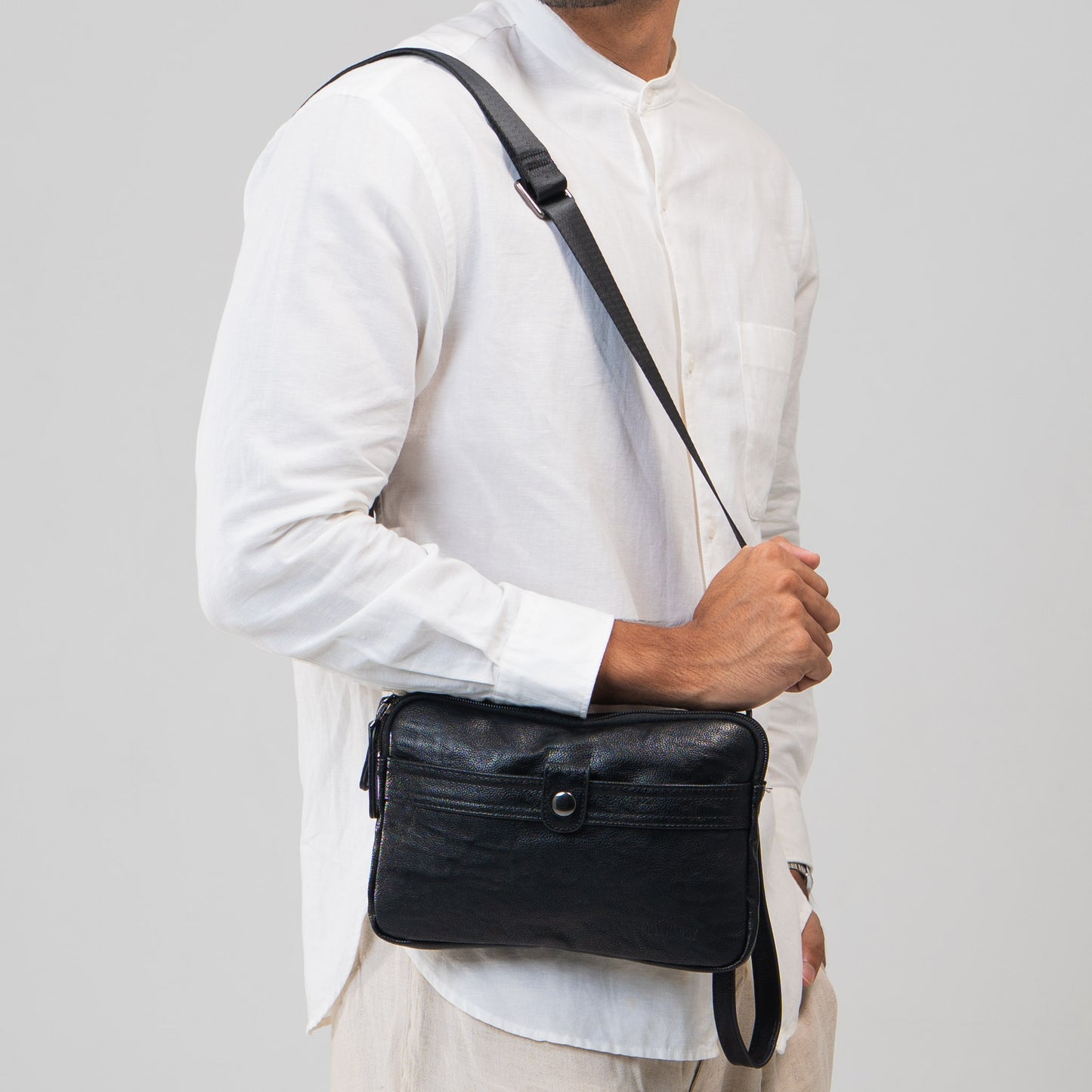 Tas Genggam Pouch Kulit - BYNCK 510