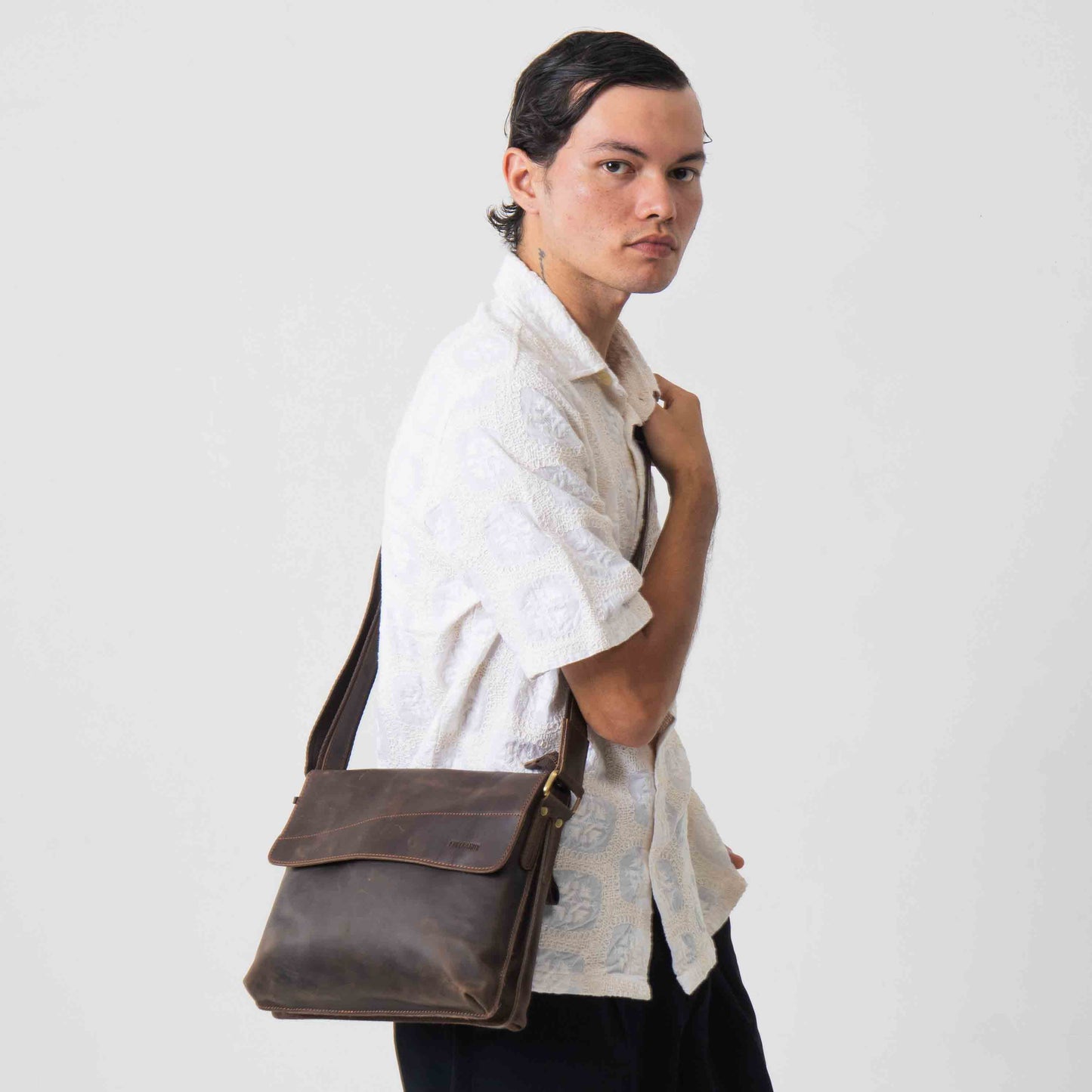 Tas Selempang Kulit - FKSPH 241015 CF