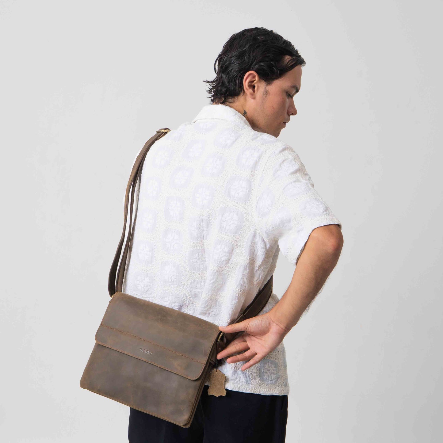 Tas Selempang Kulit - FKSPH 042
