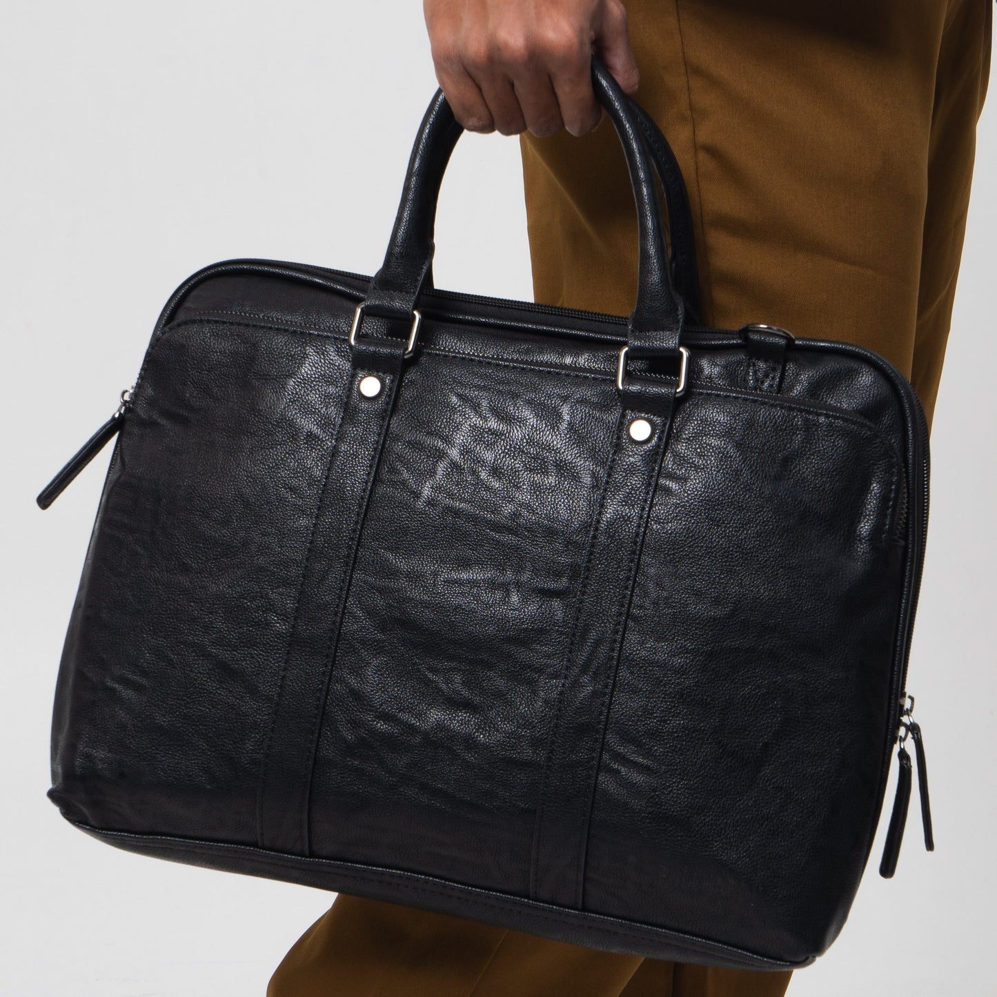 Tas Selempang Kulit - BYNSB 6360