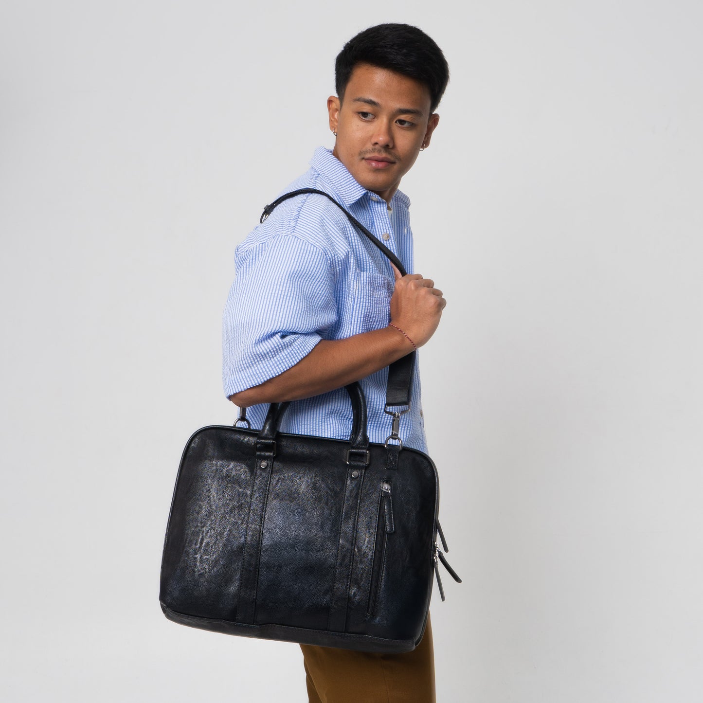 Tas Selempang Kulit - BYNSB 6360