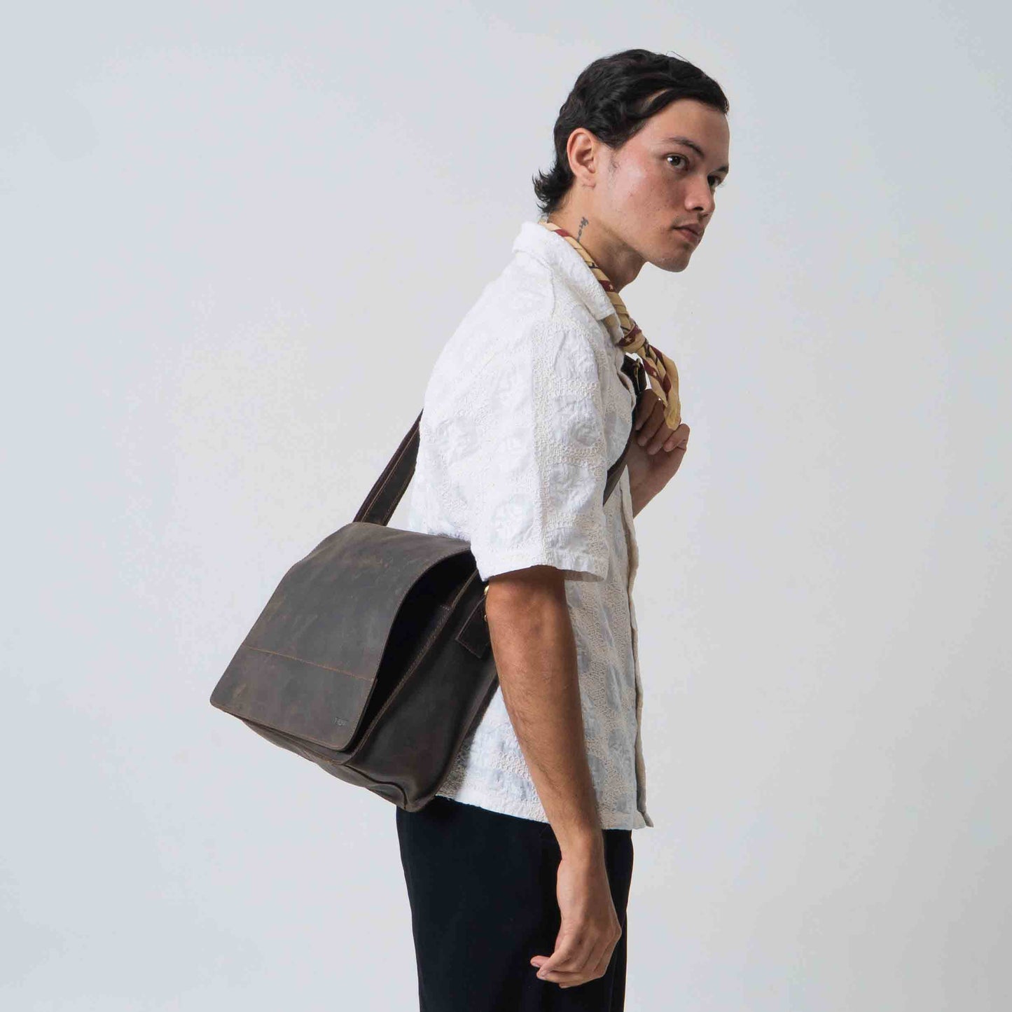 Tas Selempang Kulit - FKSBH 230629 CF