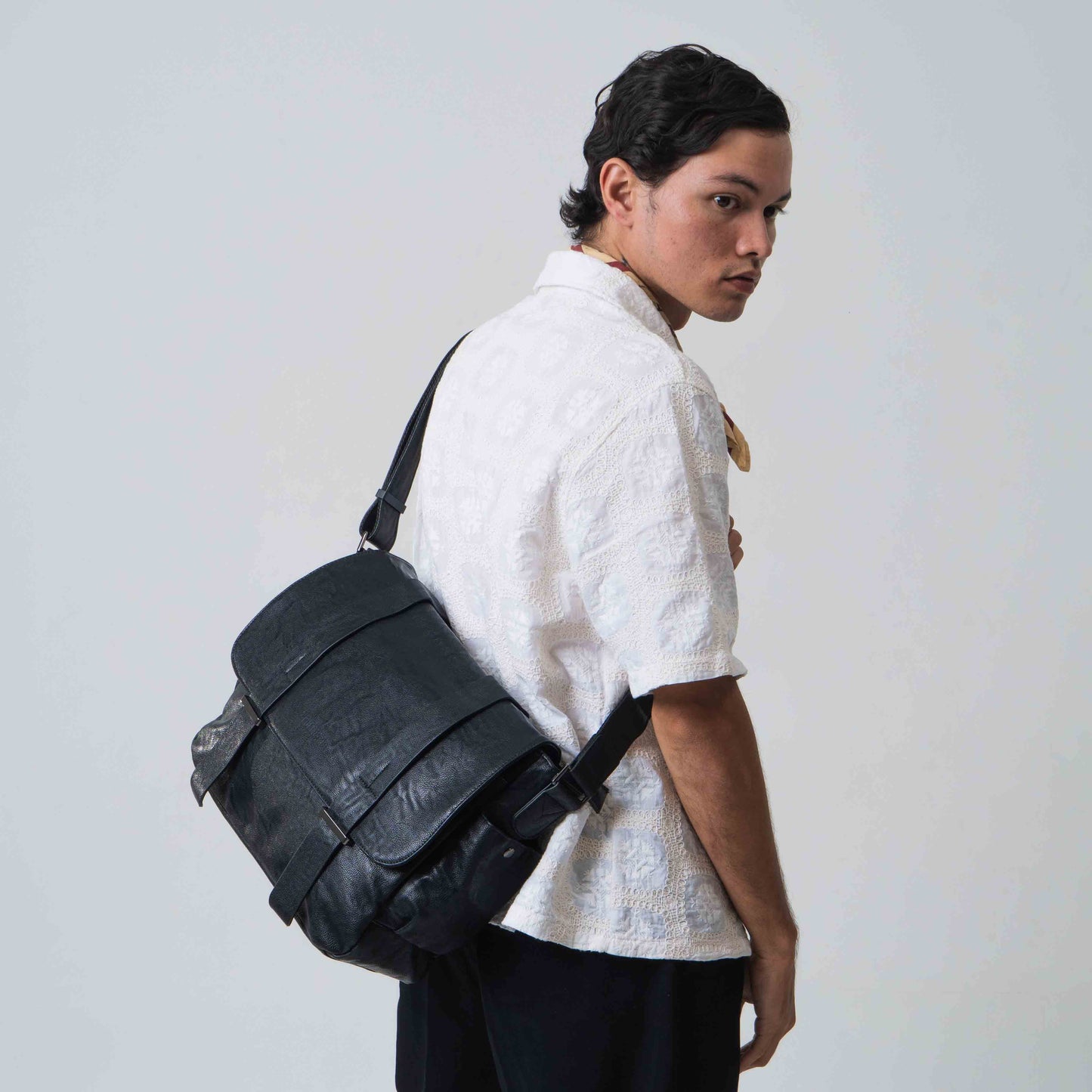 Tas Selempang Kulit - BYNSB 30077