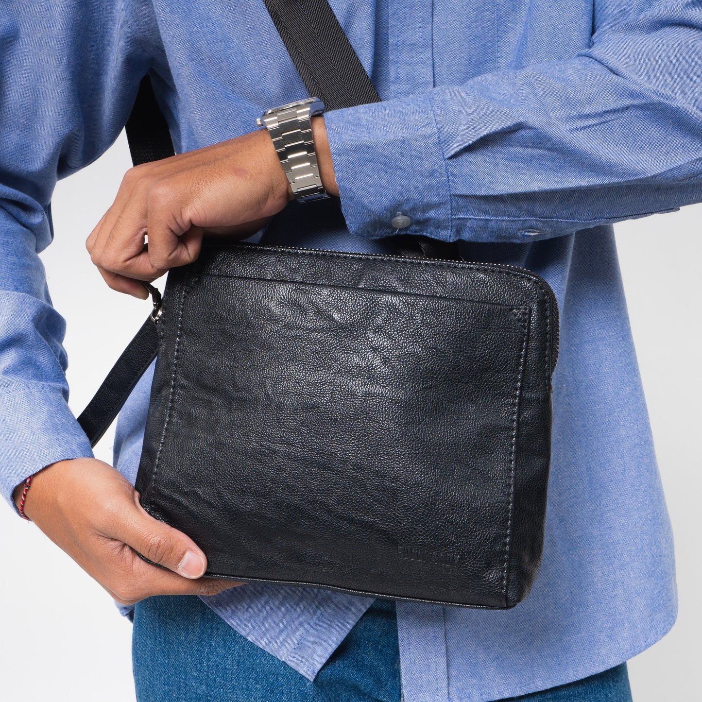 Tas Selempang Kulit - BYNSP 30653