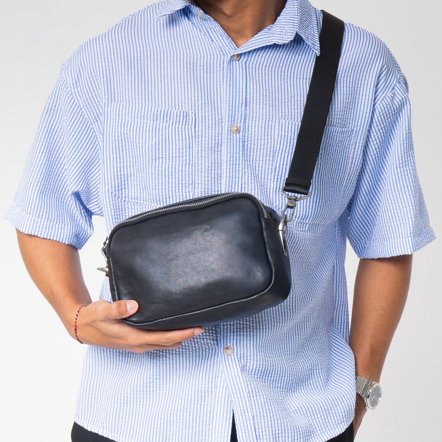 Tas Selempang Kulit - BLSP 8211 BL