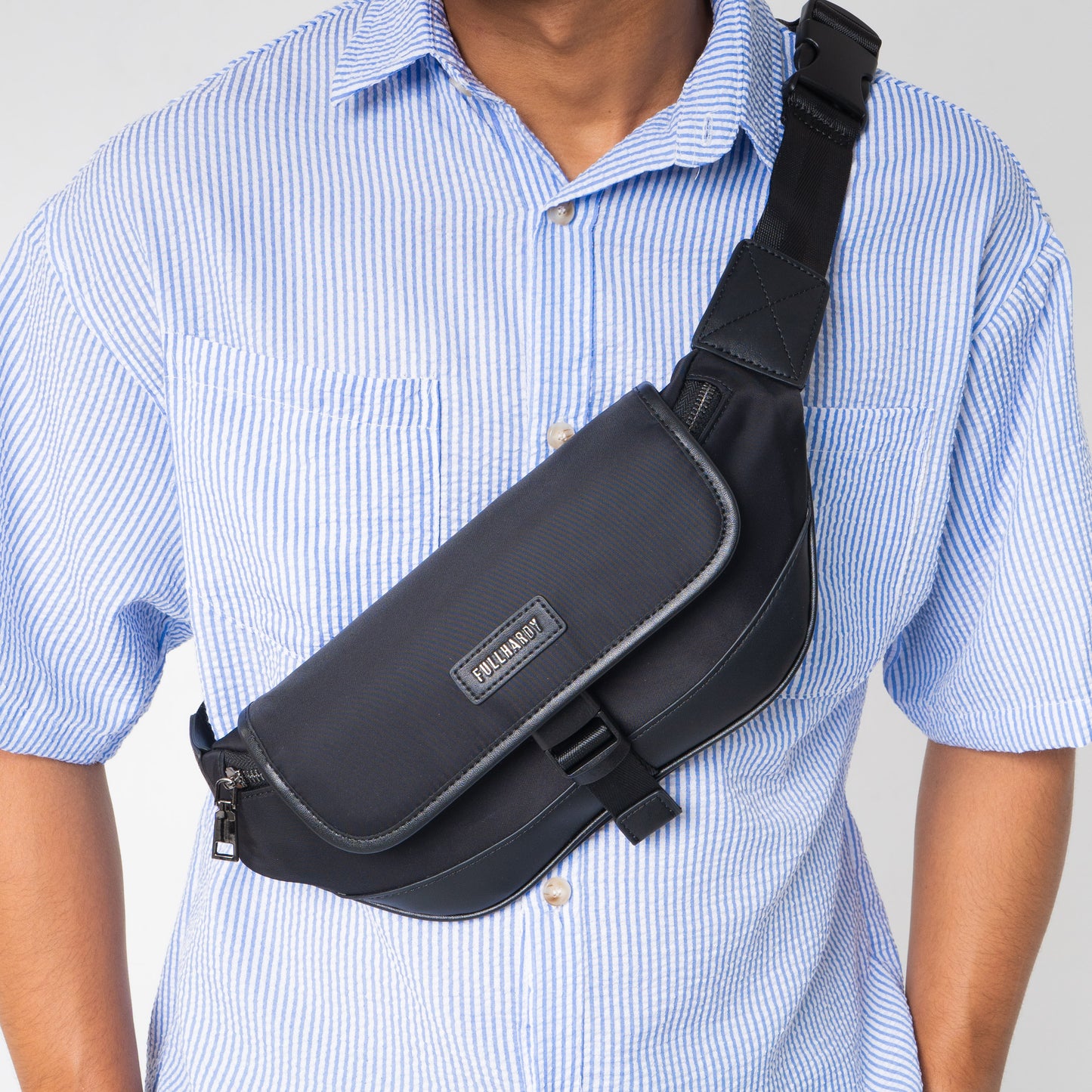 Tas Selempang Nylon - NYLWB 2332-1 BL