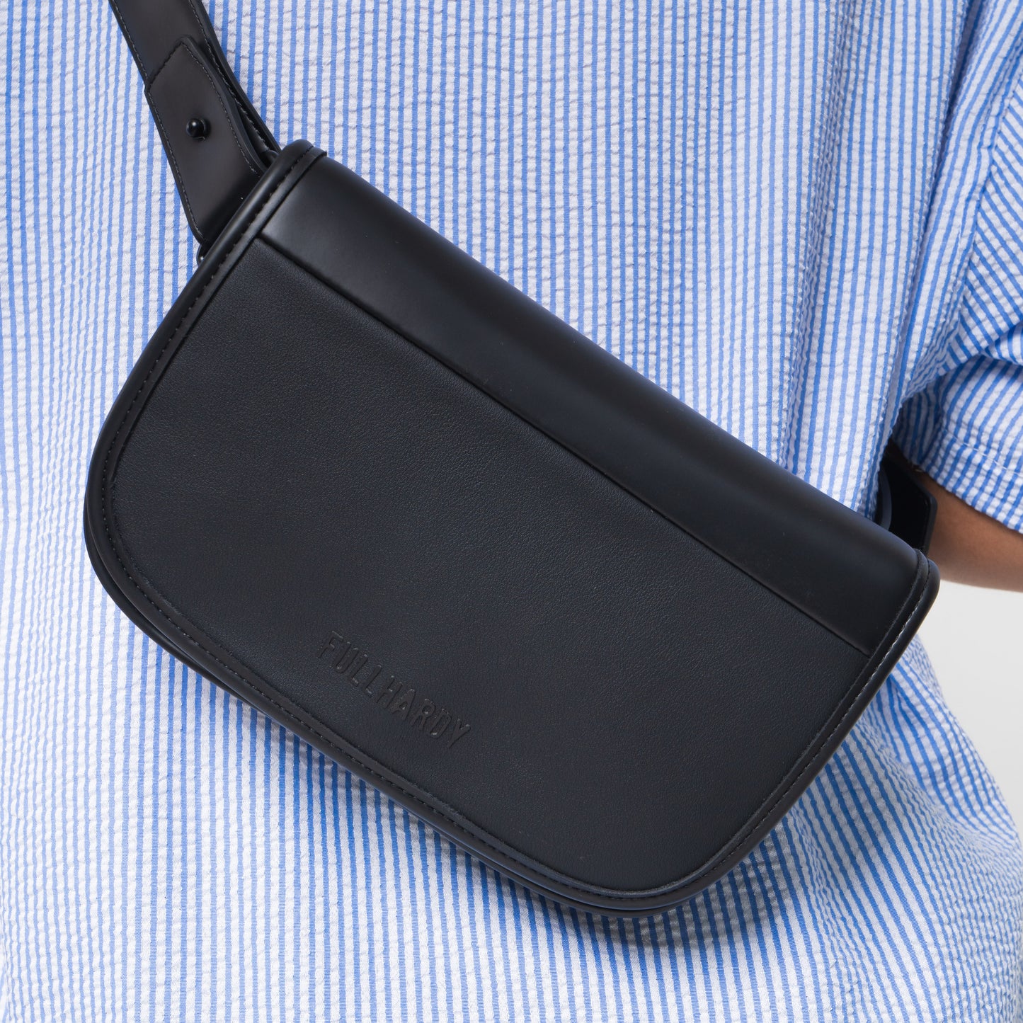 Tas Selempang Kulit - BYNWB BG010 BL