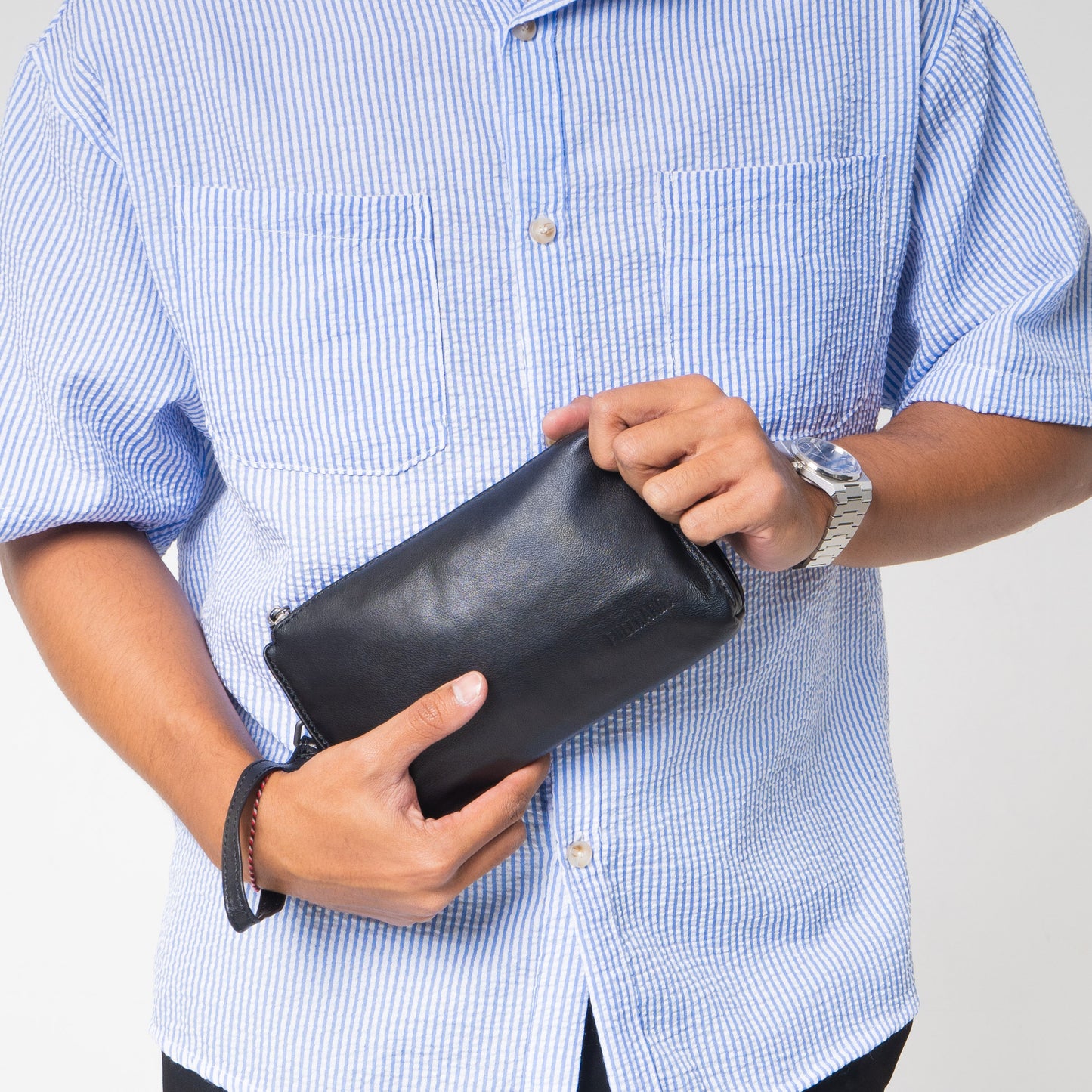 Tas Genggam Pouch Kulit - BLCK 8572-1 BL