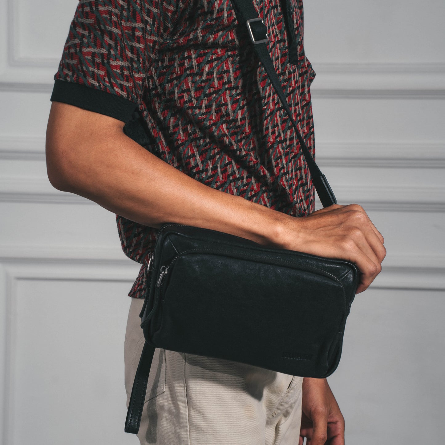 Tas Selempang Kulit - BLSP 769 BL