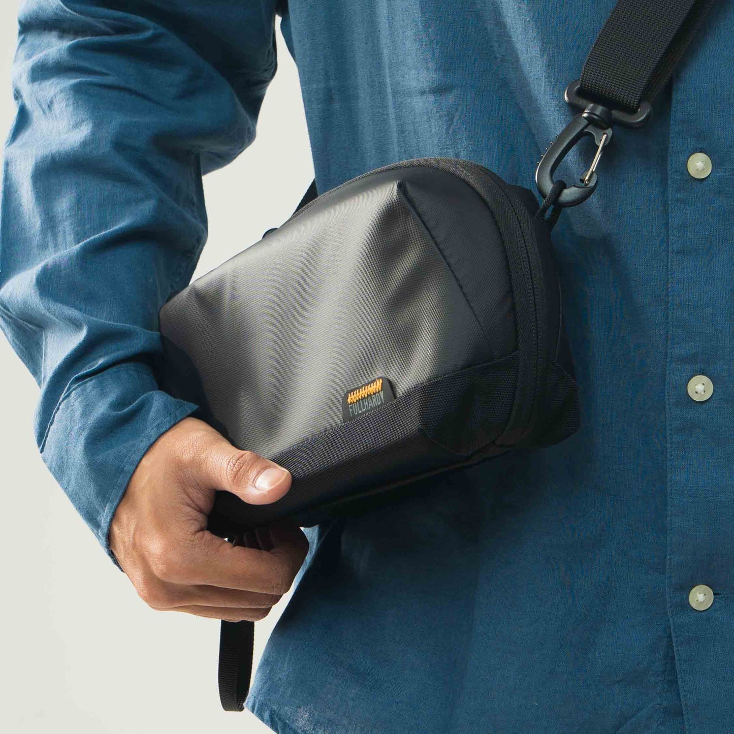 Tas Selempang Polyester - PLSPGSY 41381 BL