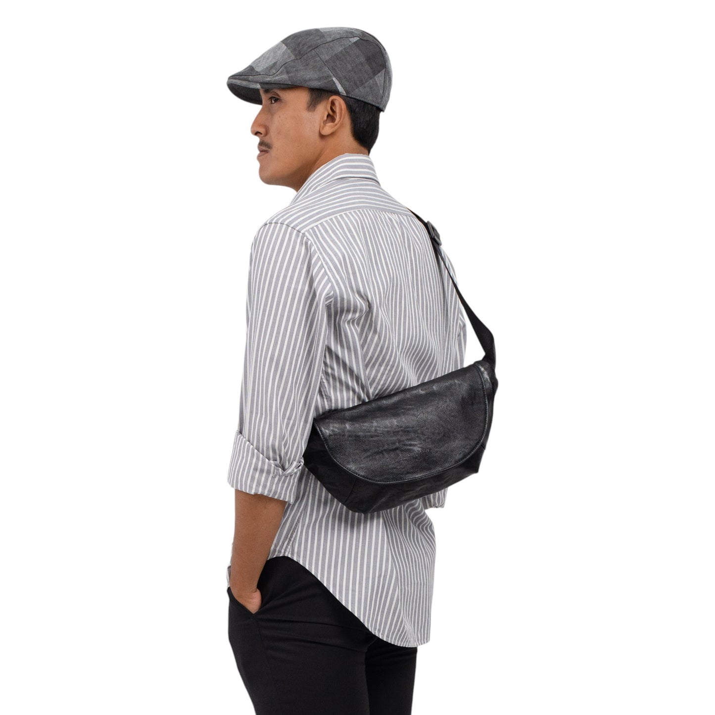 Tas Selempang Kulit - BYNSP 30581