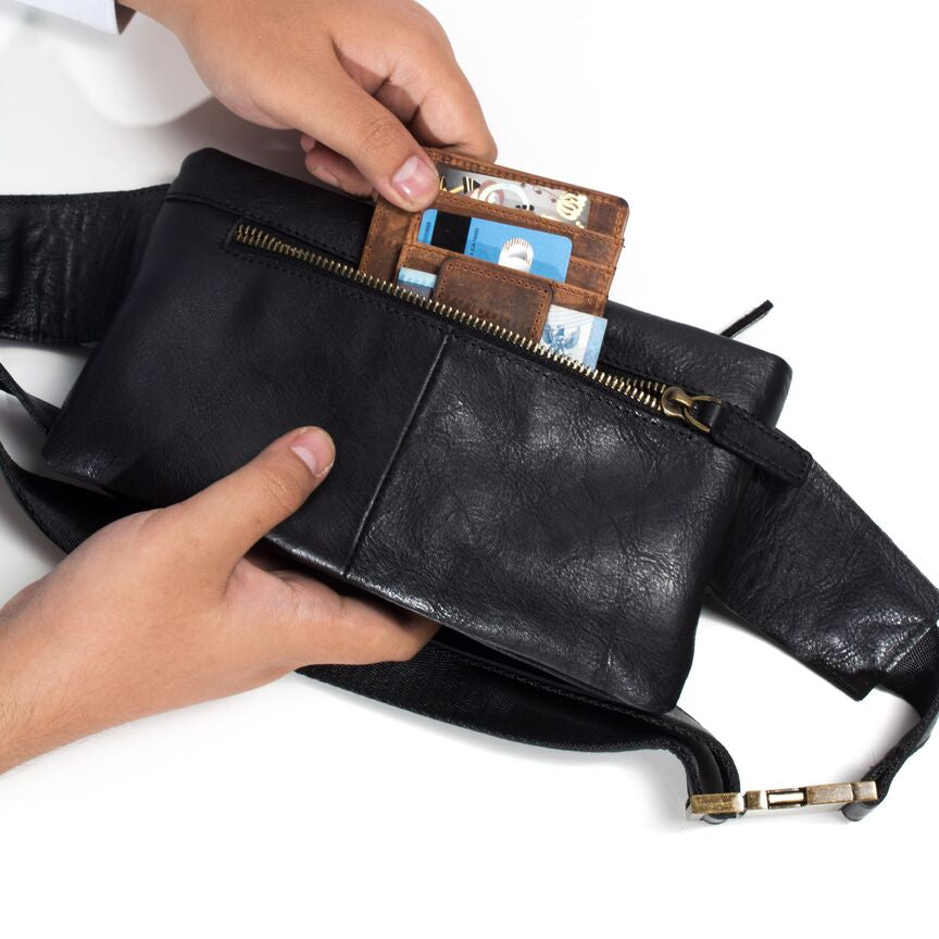 Tas Selempang Kulit - BLWB 15006