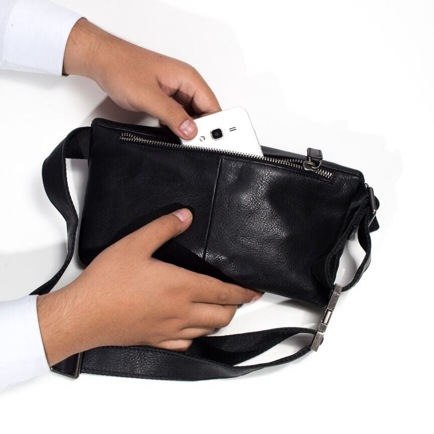 Tas Selempang Kulit - BLWB 15002