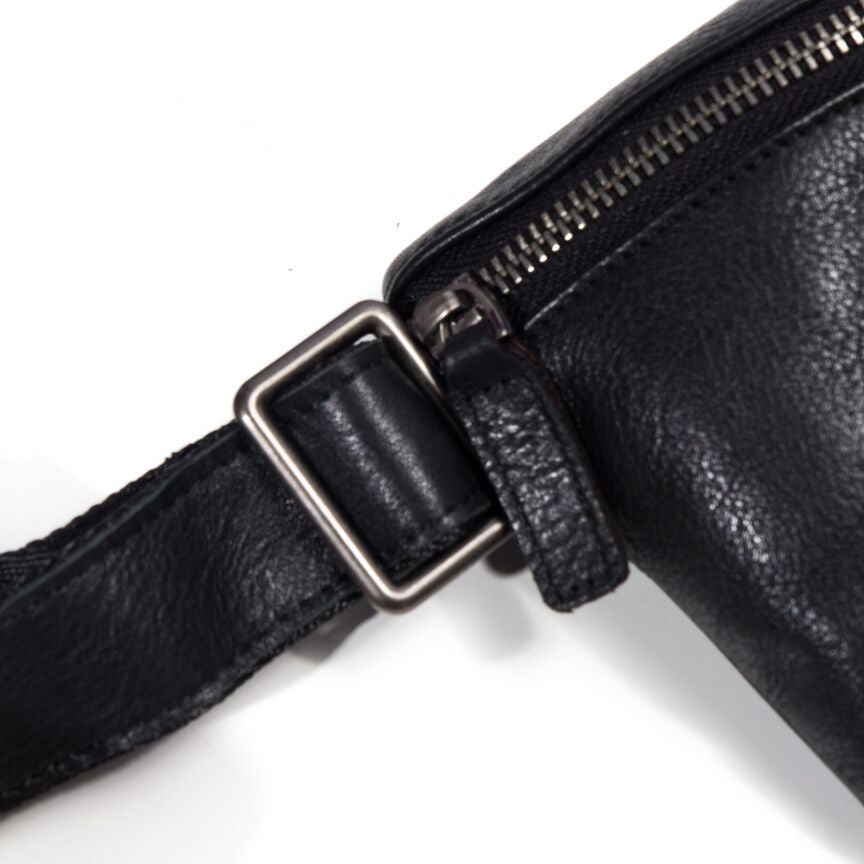 Tas Selempang Kulit - BLWB 15002