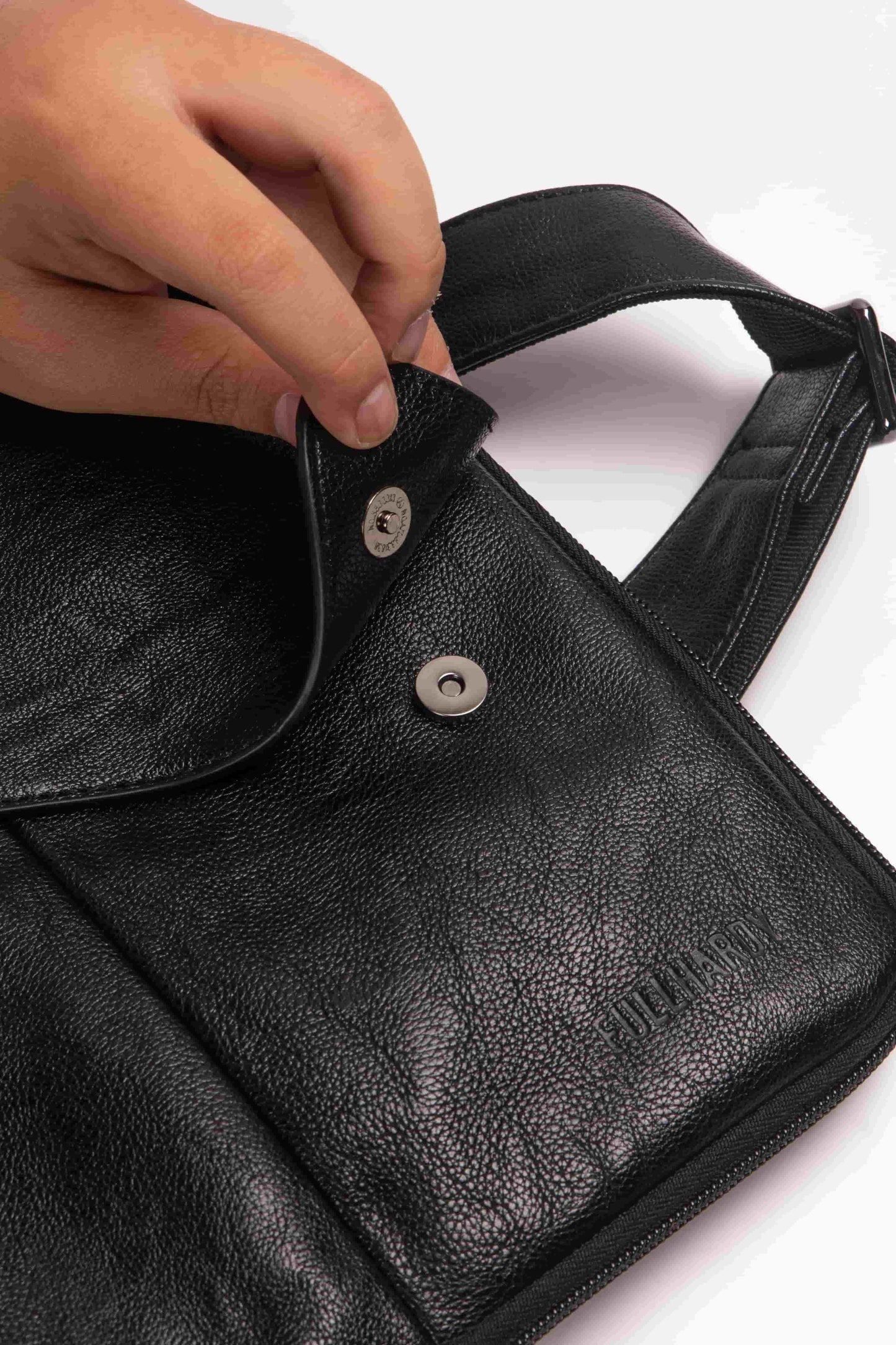 Tas Selempang Kulit - BYNSP 775