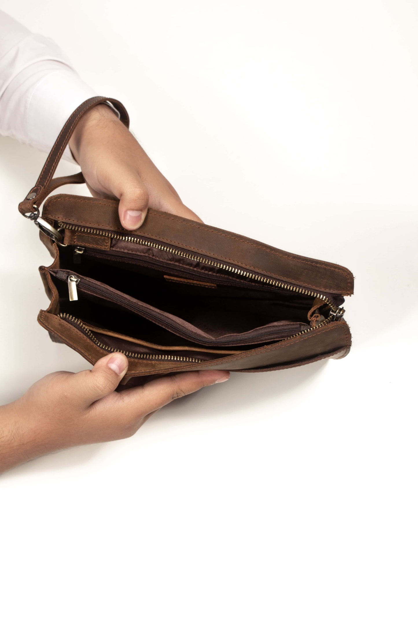 Tas Genggam Pouch Kulit - FKSCKH 211119 CF