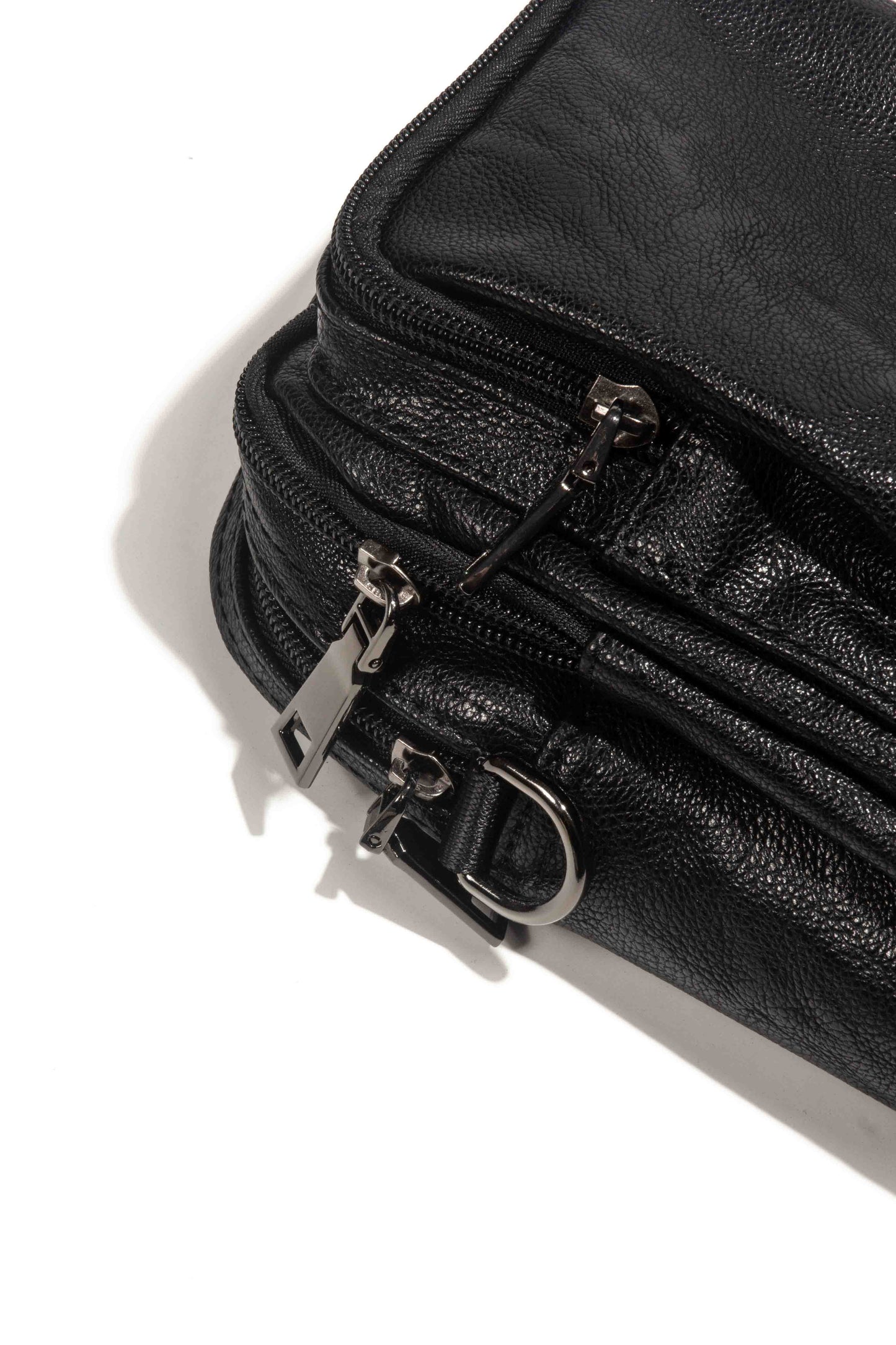 Tas Selempang Kulit - BYNSP 30322