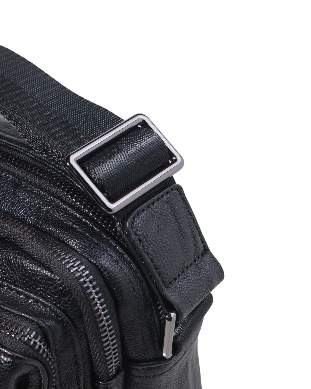 Tas Selempang Kulit - BYNSP 30532