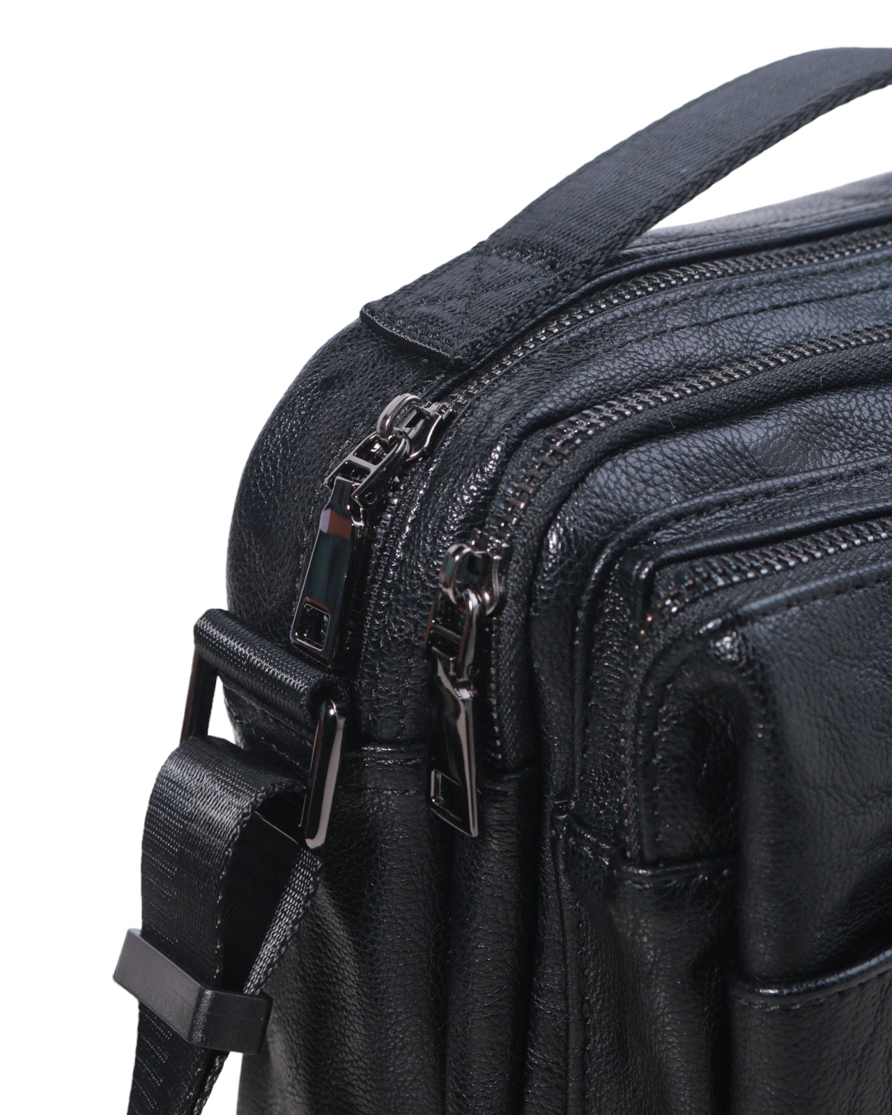 Tas Selempang Kulit - BYNSP 30532