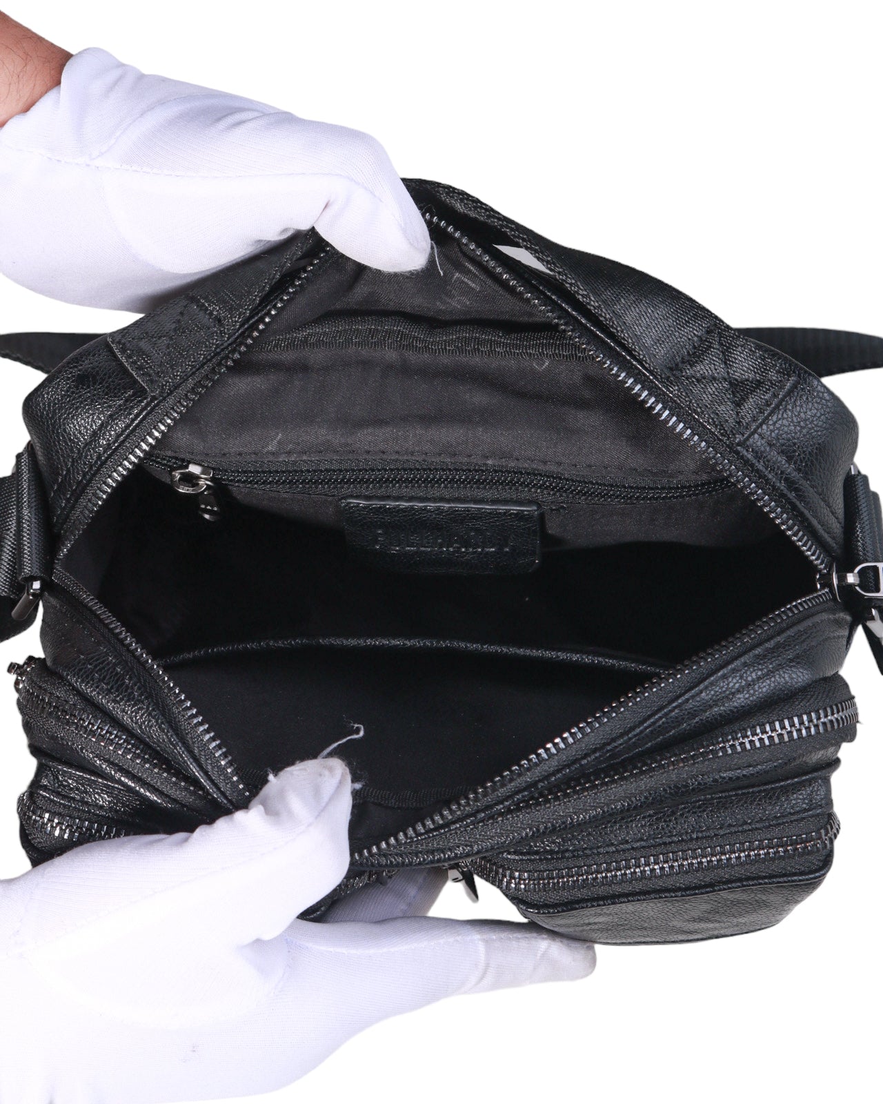 Tas Selempang Kulit - BYNSP 30532