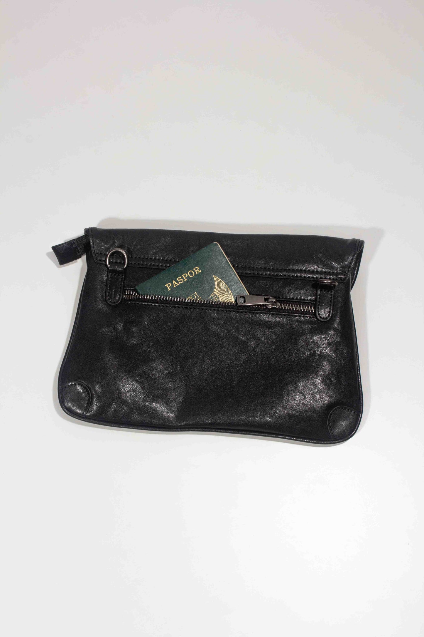 Tas Selempang Kulit - BLSP 8166 BL