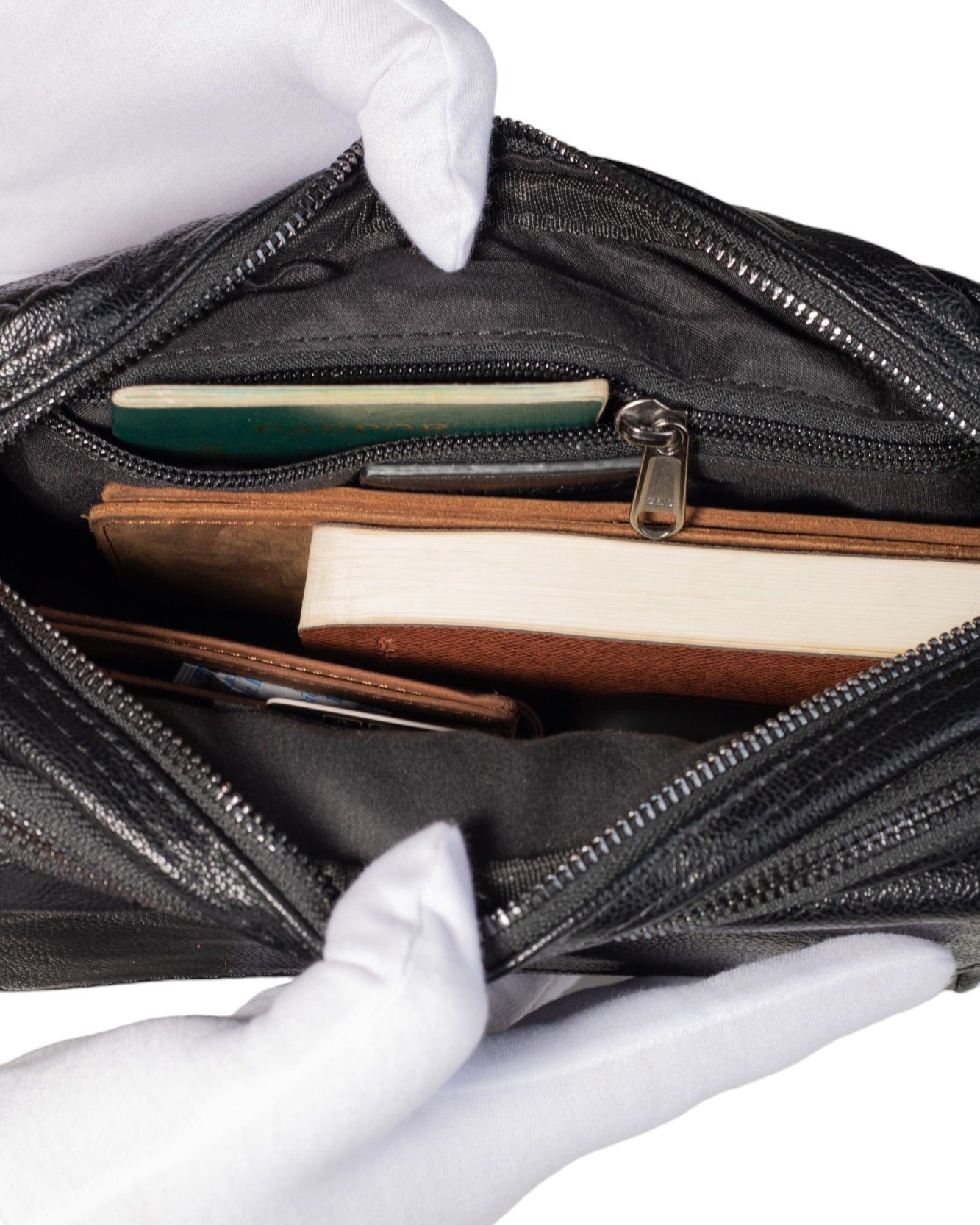 Tas Genggam Pouch Kulit - BYNSP 30577