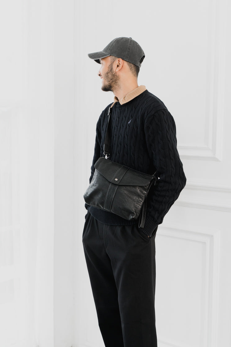 Tas Genggam Pouch Kulit - BYNCK 327