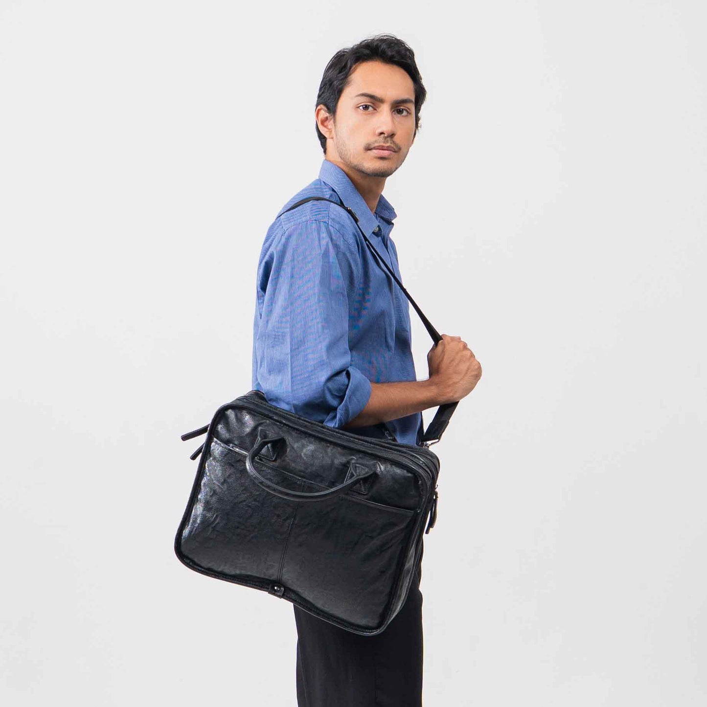 Tas Selempang Kulit - BYNSB 6382