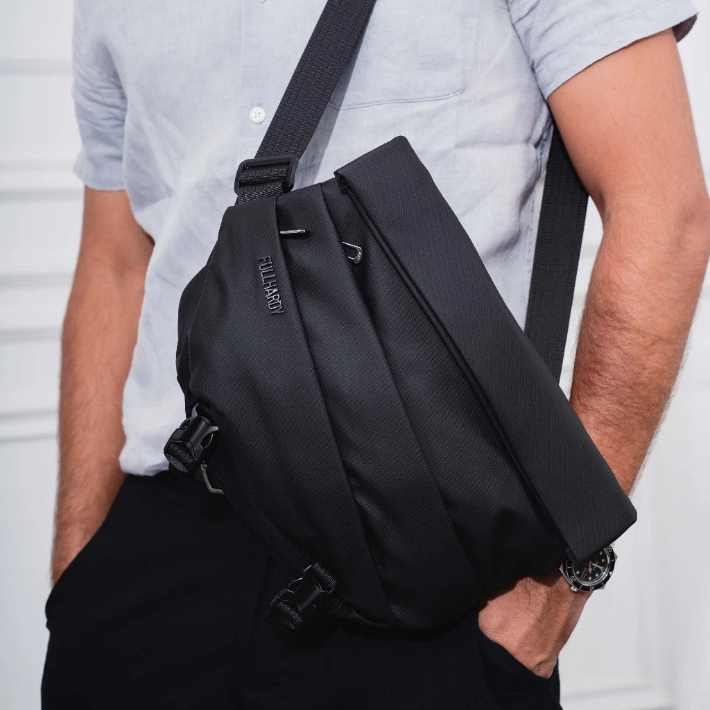 Tas Selempang Polyester - PLWBI 016 BL