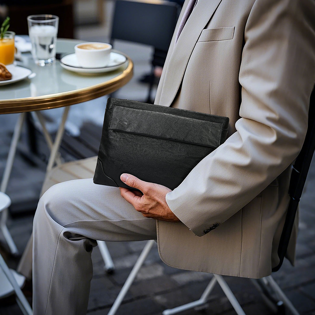 Tas Genggam Pouch Kulit - BYNCK 30659 BL