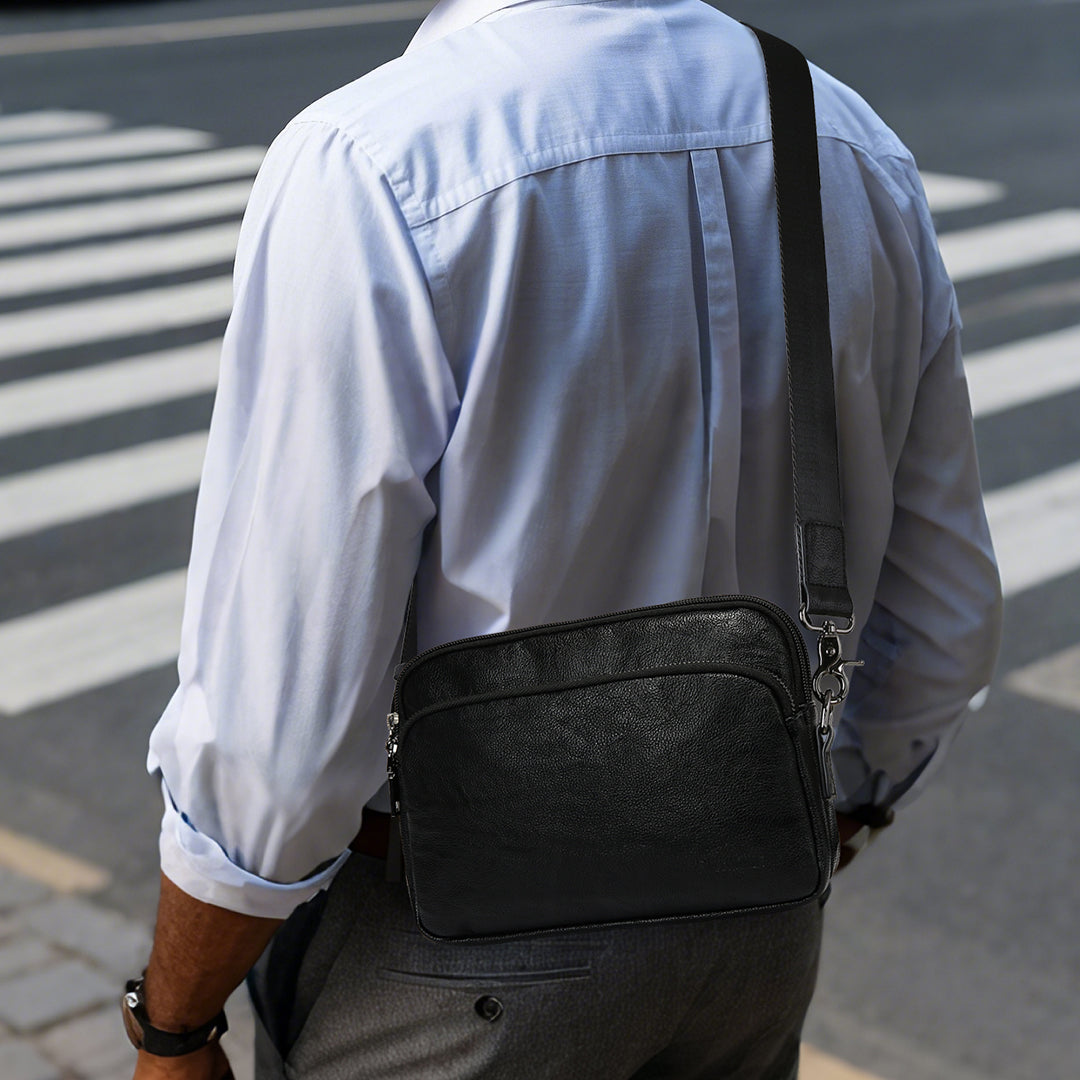 Tas Genggam Pouch Kulit - BYNCK 30658