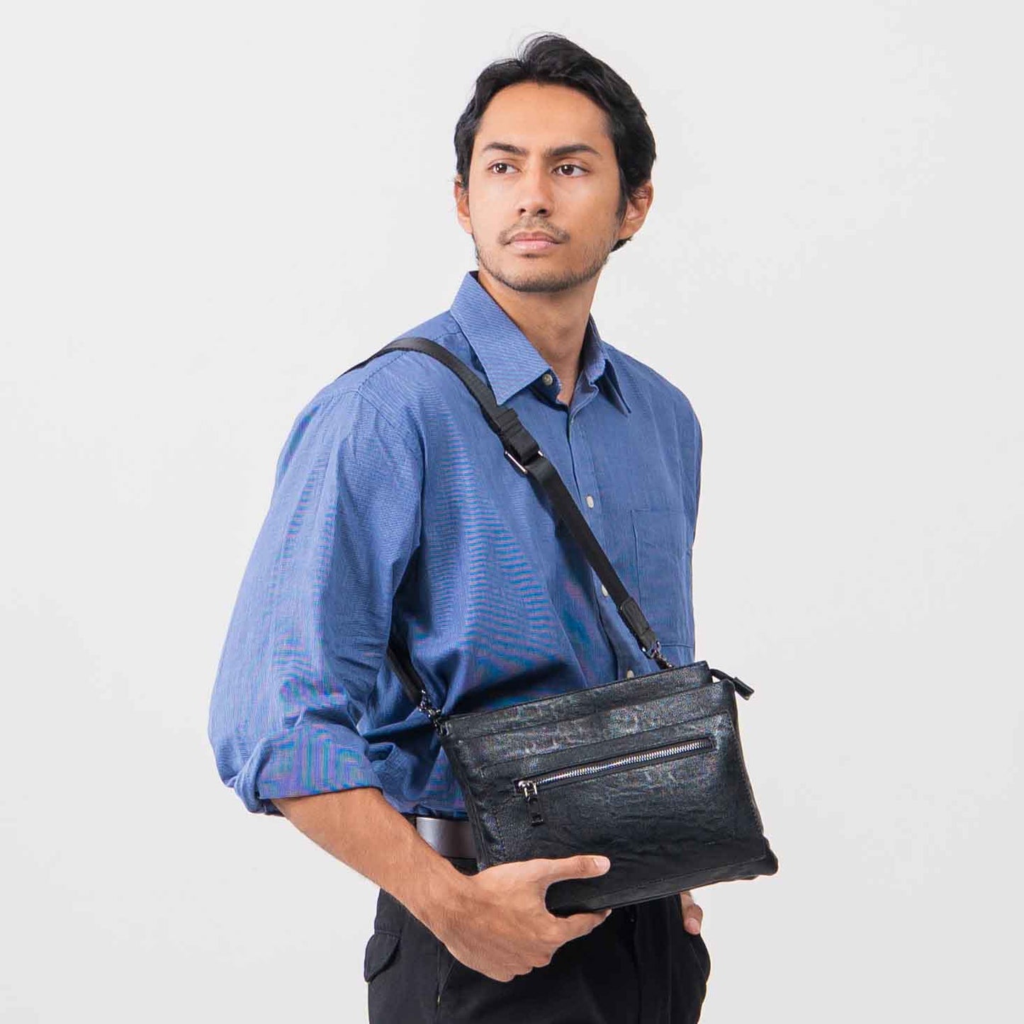 Tas Genggam Pouch Kulit - BYNCK 30660