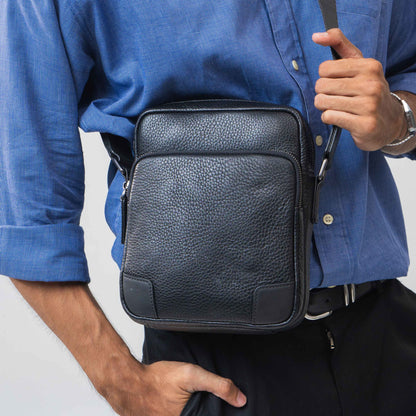 Tas Selempang Kulit - BLSP 92083-30 BL