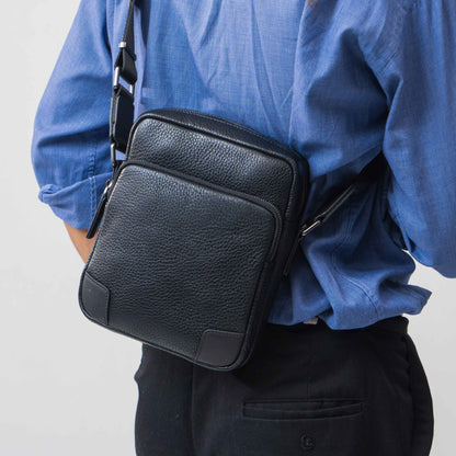 Tas Selempang Kulit - BLSP 92083-30 BL