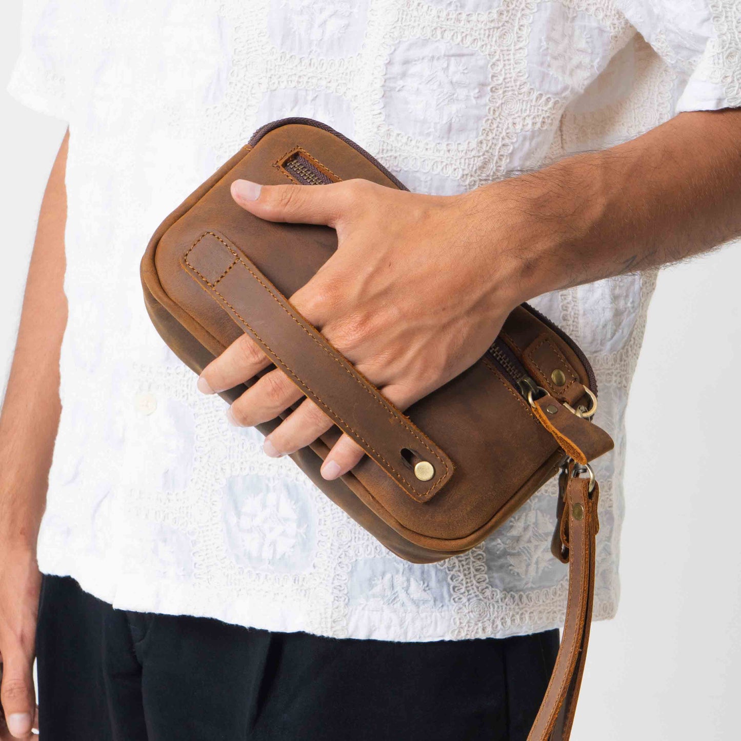 Tas Genggam Pouch Kulit - FKCKH 211120