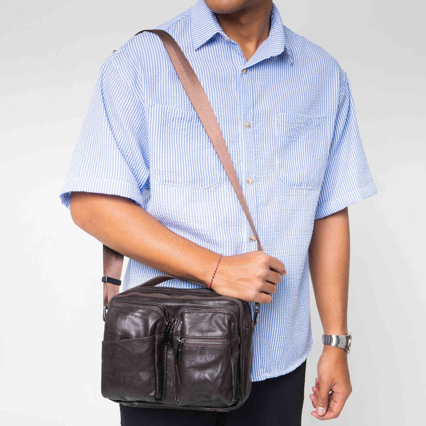 Tas Selempang Kulit - BYNSP 30532