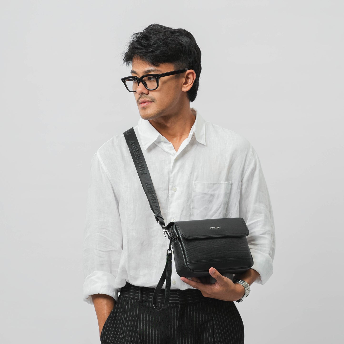 Tas Genggam Pouch Kulit - BYNNCK 2396-2 BL