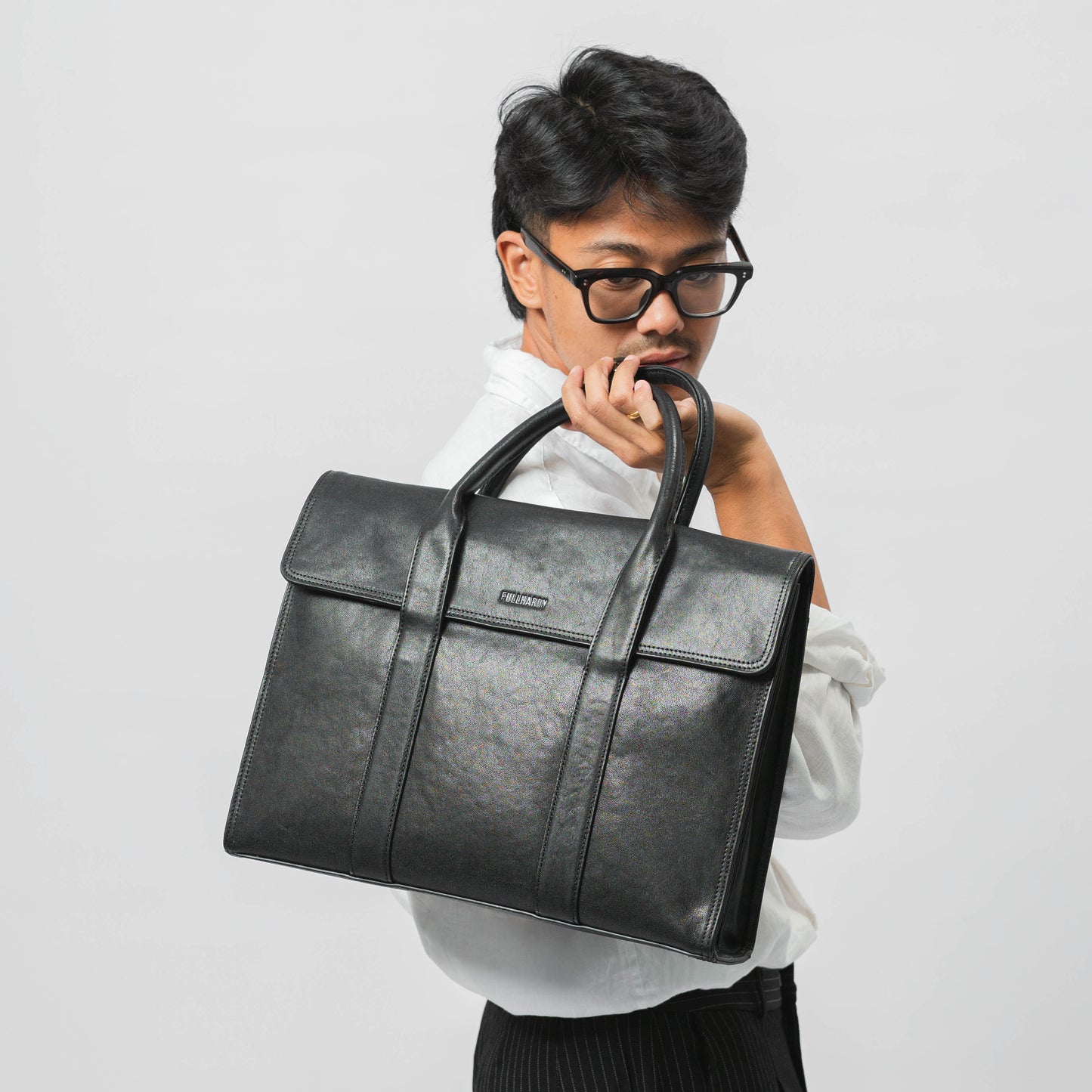 Tas Selempang Kulit - BLSB 2109-35 BL