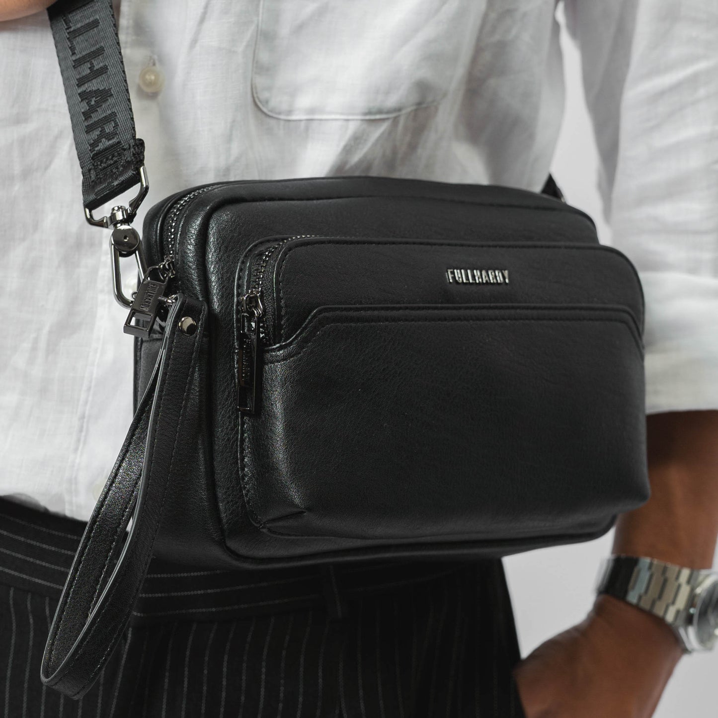 Tas Genggam Pouch Kulit - BYNNCKD 2249-2 BL