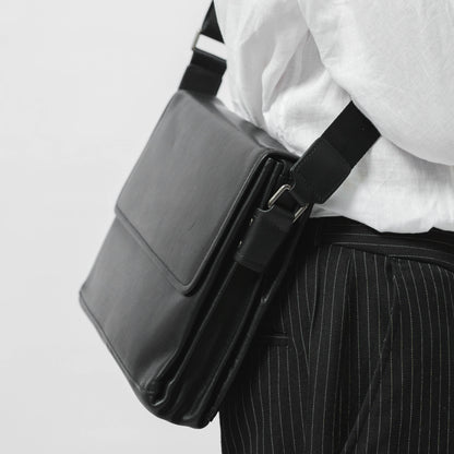 Tas Selempang Kulit - BLSP 7726-3 BL
