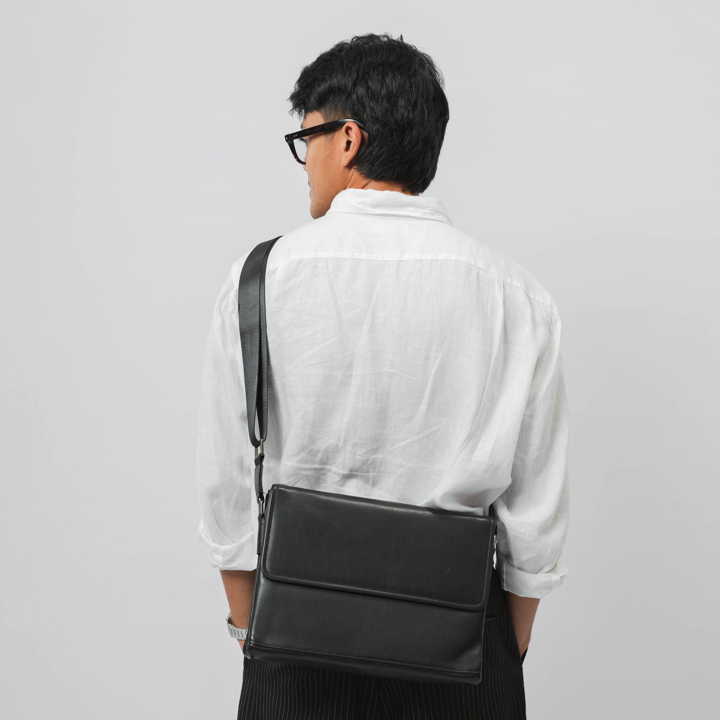 Tas Selempang Kulit - BLSP 7726-3 BL