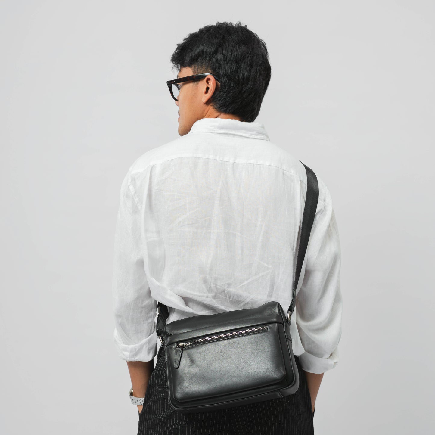 Tas Selempang Kulit - BLSPB 7824-2 BL