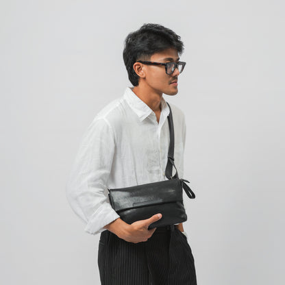 Tas Genggam Pouch Kulit - BLCK 8531 BL
