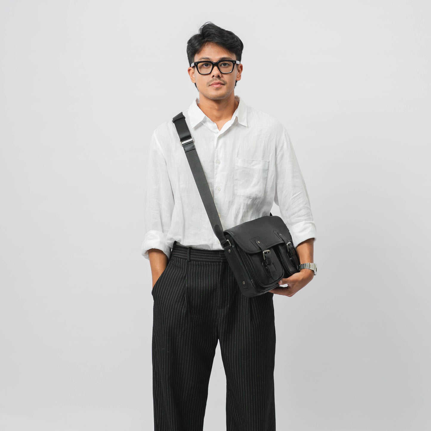 Tas Selempang Kulit - BLSPB 8201 BL