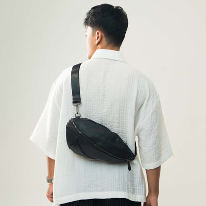 Tas Selempang Kulit - BLSK 8071 BL