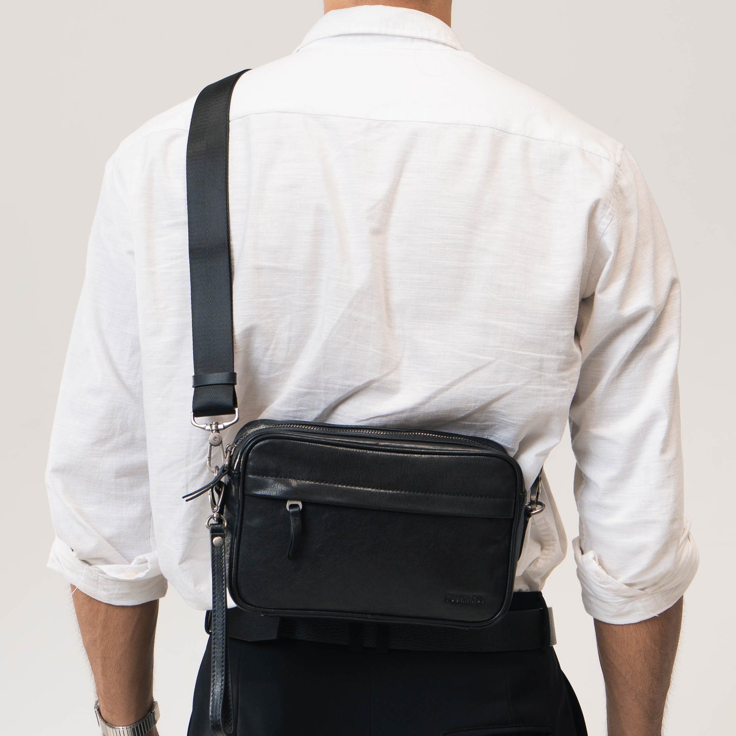 Tas Selempang Kulit - BLSP 8879