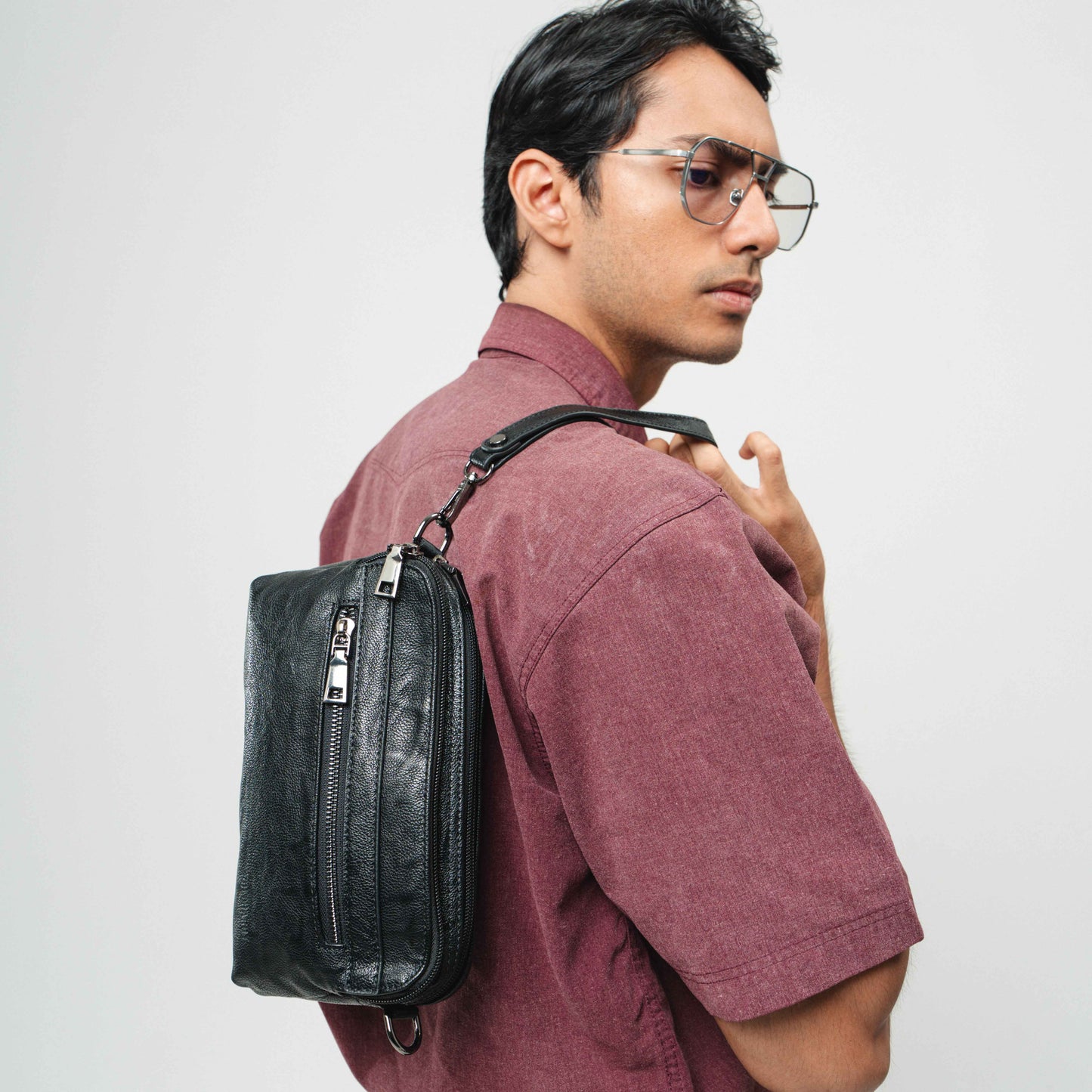 Tas Genggam Pouch Kulit - BYNCK 30675