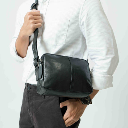 Tas Selempang Kulit - BLSP 8254 BL